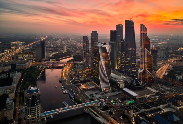 Photo of a capital city: guess which country it belongs to